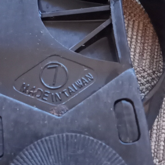 Ted Baker flip flop - Picture 6 of 8